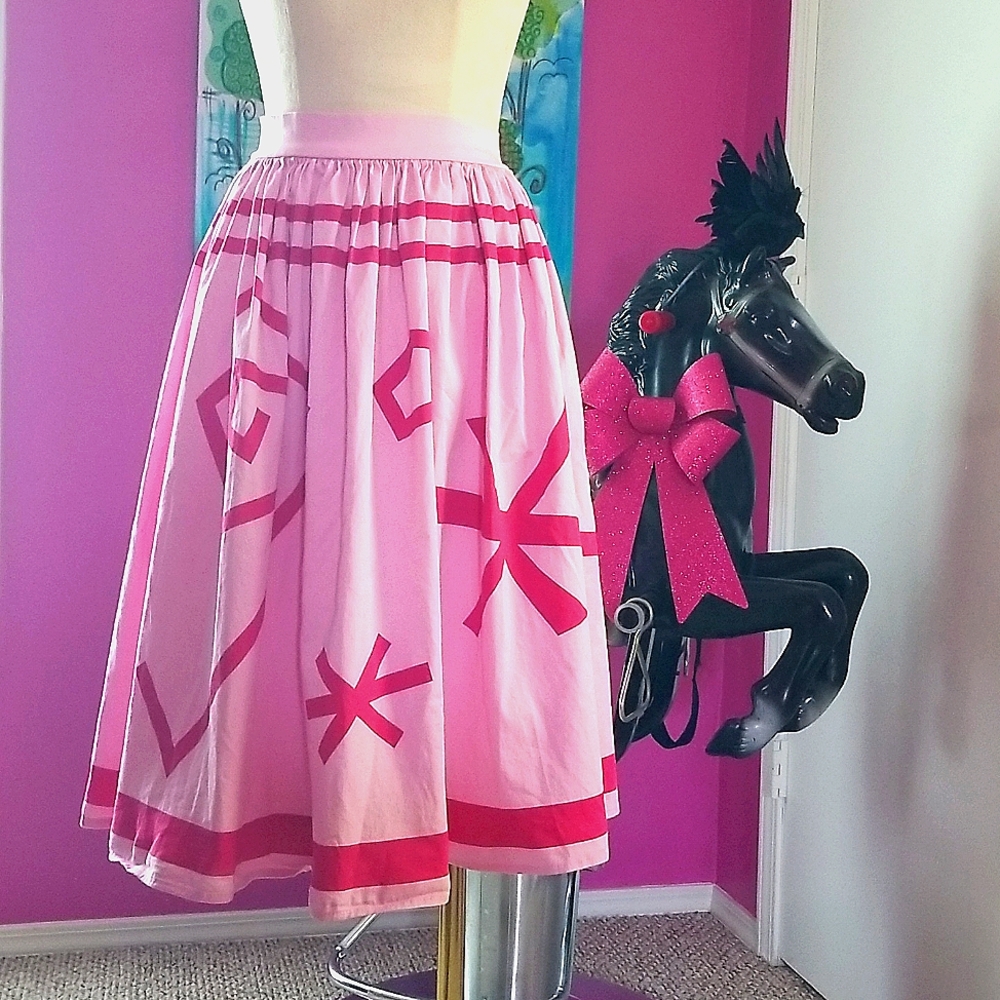 Disney The Dress Shop by Her Universe Pink Alice in Wonderland Teacup Skirt